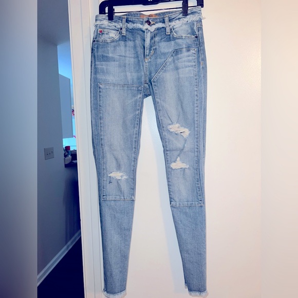 Joes jeans. Distressed jeans. Size 25W. Skinny Jean. - Picture 1 of 7